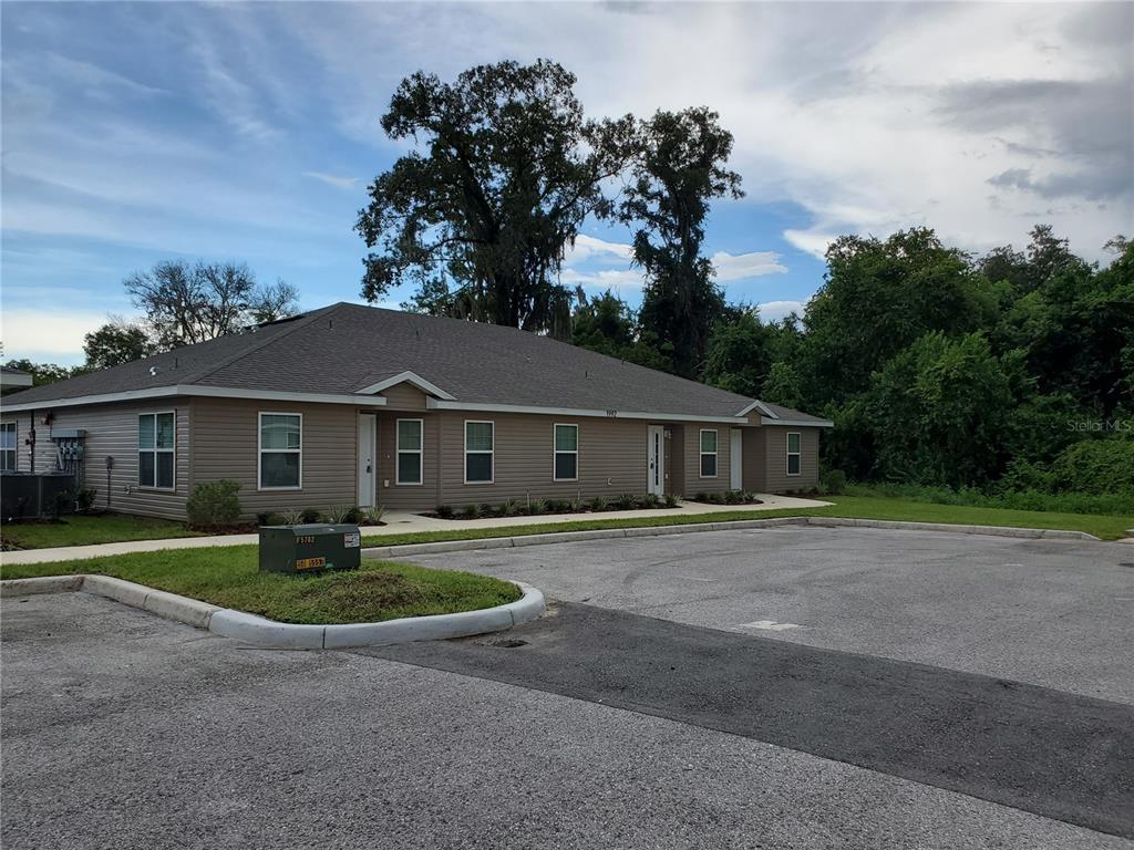 1992 NE 17th Pl Unit 1, Ocala, FL 34470 Condo for Rent in Ocala, FL