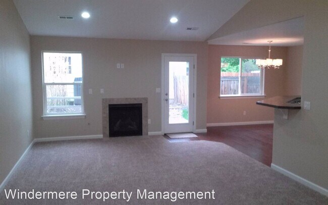 Foto del edificio - 4 br, 2 bath House - 1988 Celestia