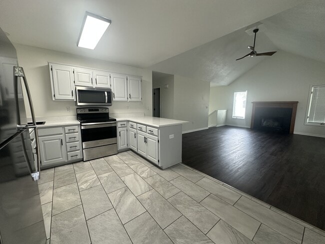 Building Photo - 3410 Augusta Dr
