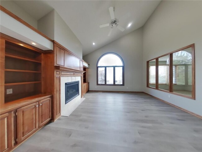 Building Photo - 4099 Cashell Glen