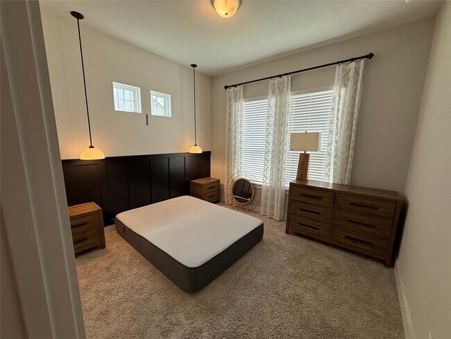 Foto del edificio - 813 Craven Hill Ln