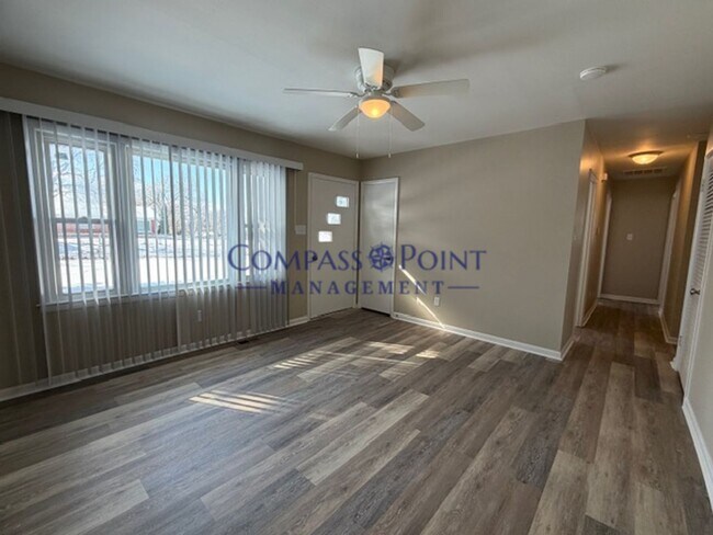 Building Photo - Newly Renovated Just For You! First Month's Rent Free!!