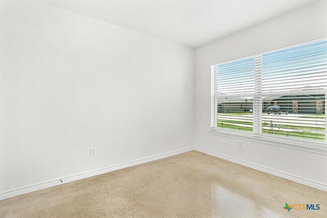 Foto del edificio - 1226 Lehmann Dr