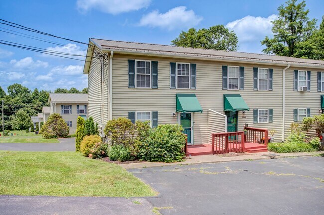 Foto del edificio - 3 Bedroom / 2.5 Bath Condo - Johnson City, TN