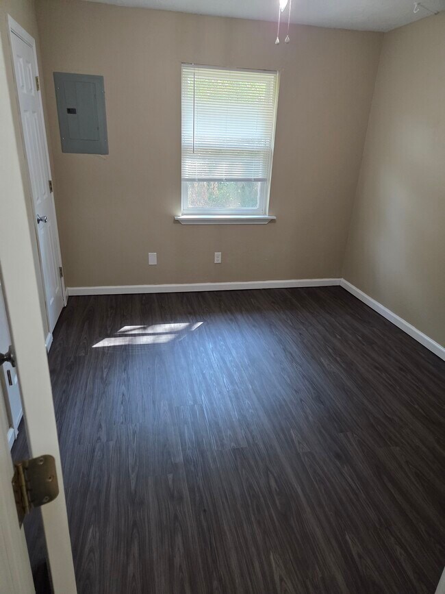 Foto del edificio - 2425 CS 2872