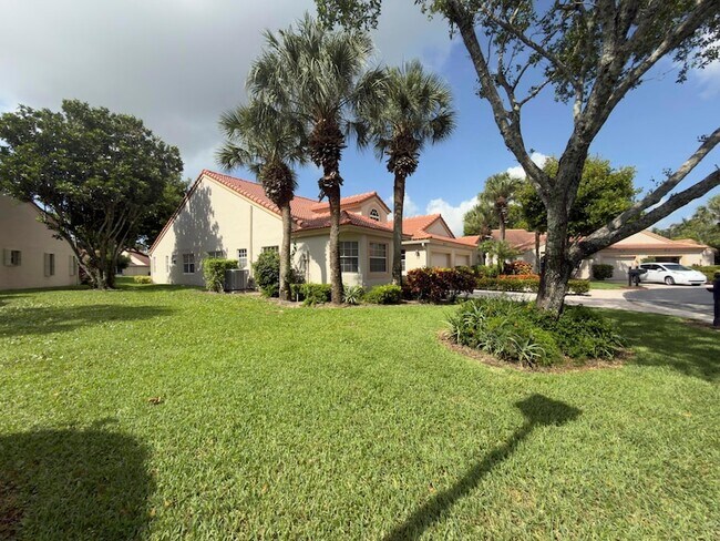 Foto del edificio - 7922 Sandy Pointe Dr