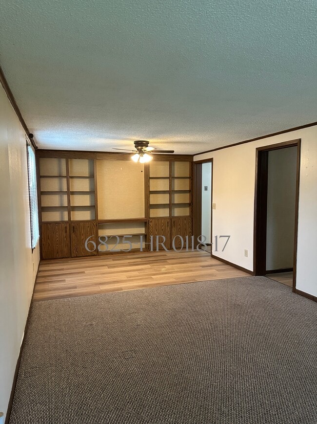Building Photo - 1736 Sunapple Way