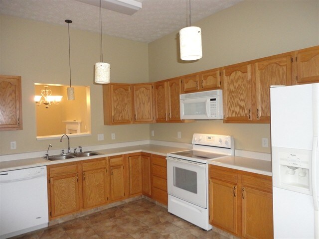 Building Photo - 1342 Shannon Lane