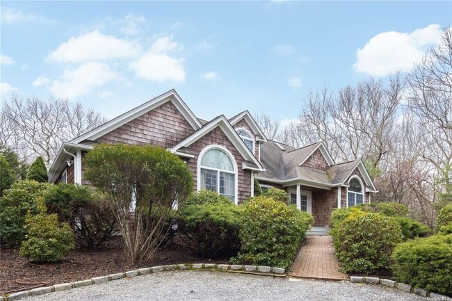 Building Photo - 1557 Millstone Rd