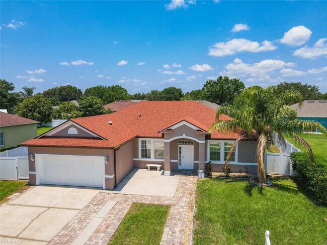 Building Photo - 5 br, 3 bath House - 2725 R Woodstream Circle