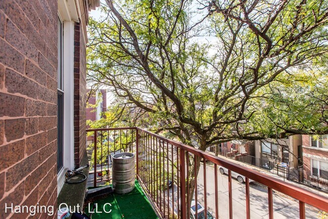Building Photo - 1621 N Honore St