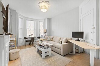 Building Photo - 114 Washington St