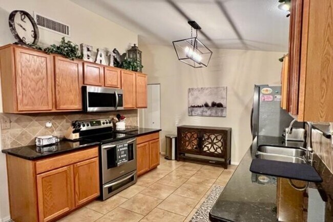 Foto del edificio - 21624 N 46th Pl