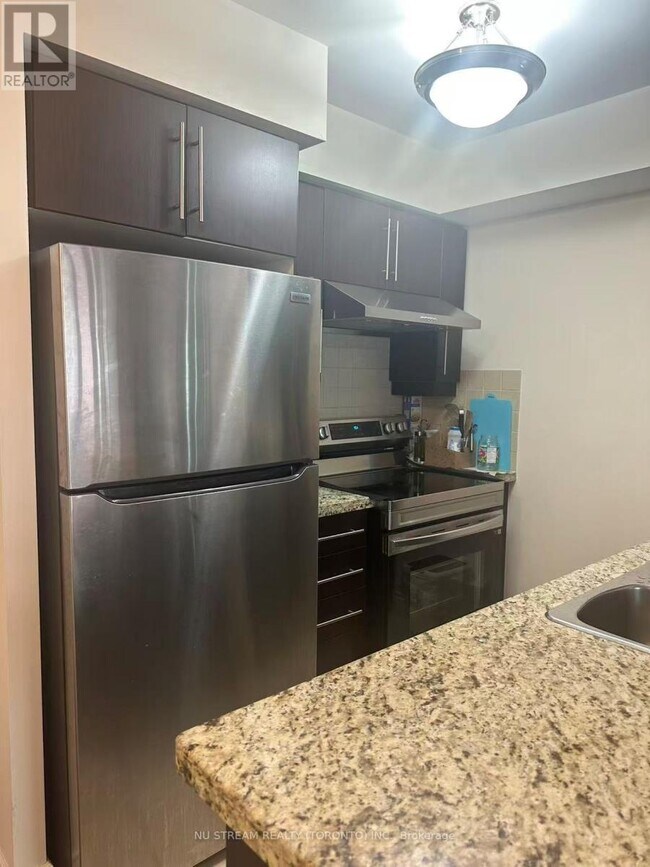 Photo du bâtiment - 25 Greenview Ave