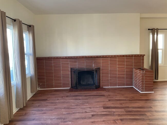 Foto del edificio - 438 Perkins St