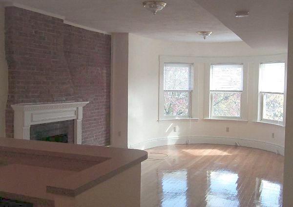 Building Photo - 1405 Beacon St