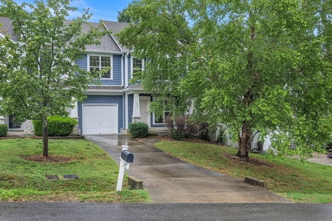 Photo - Spotless 3BR/2.5BA townhome minutes from West End, Downtown Nashville!