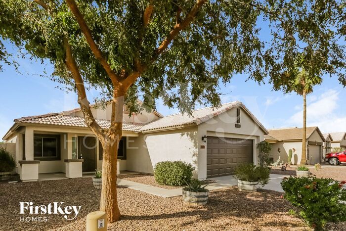 Foto principal - 30696 N Royal Oak Way