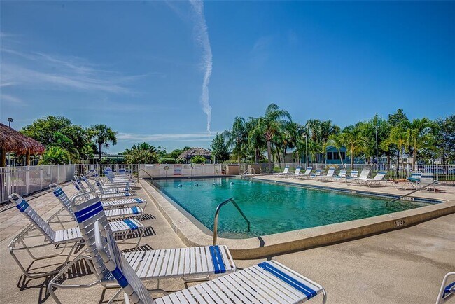 Foto del edificio - 2 Emden Cir