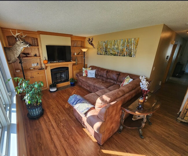 Foto del edificio - 210 NE 12th Street Pl