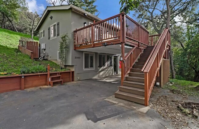 Building Photo - 20800 Locust Dr