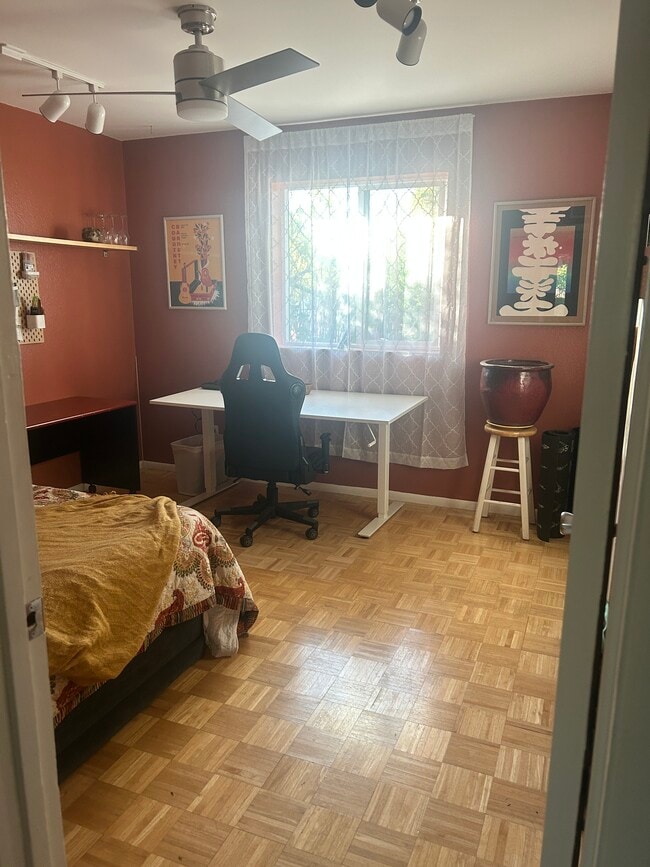 Foto del edificio - 8243 E Monte Vista Rd