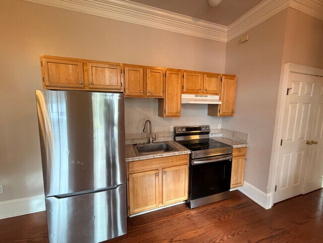 Building Photo - 503-505Third