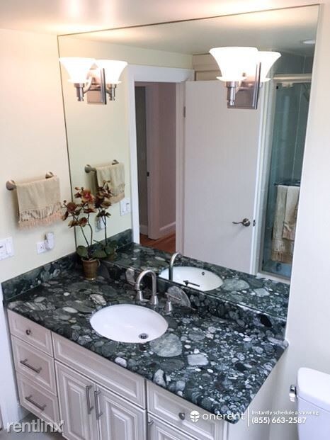 Primary Photo - 4 br, 3 bath House - 805 Covington Rd -
