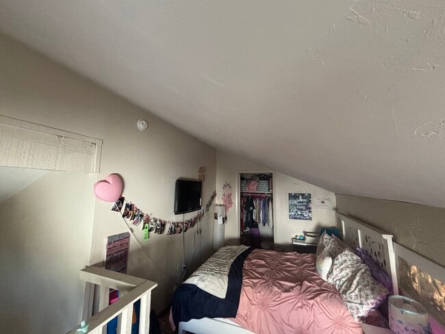 Foto del edificio - 336 Old Fish Creek Falls Rd