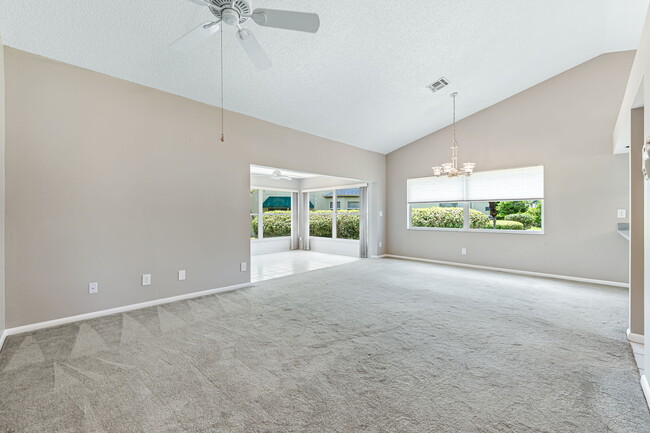 Building Photo - 2201 McGregor Park Cir
