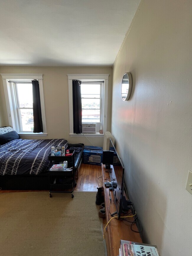Foto del edificio - 1151 Commonwealth Ave