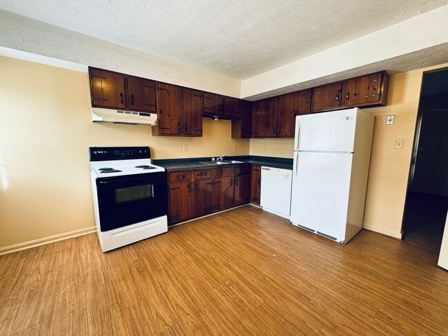 Photo - Timberlake Rd Townhouse