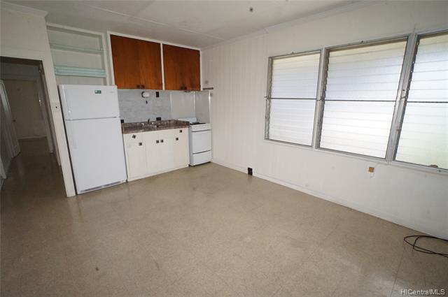 Building Photo - 2114 Waiola St