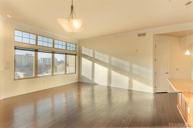 Foto del edificio - 1120 Delaware St