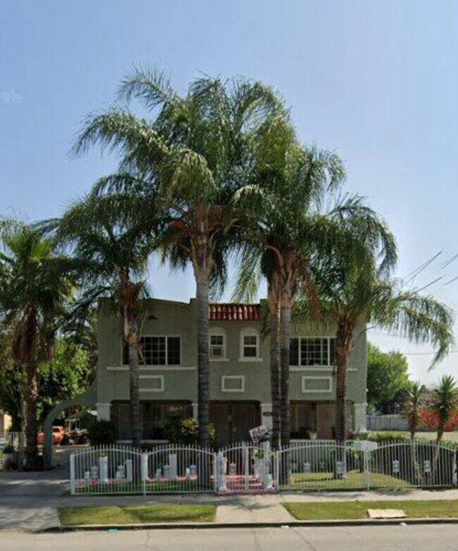 Foto del edificio - 1279 W 9th St