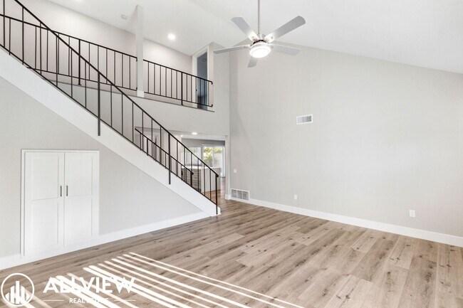 Building Photo - Welcome to this stunning 5-bedroom, 4-bath...
