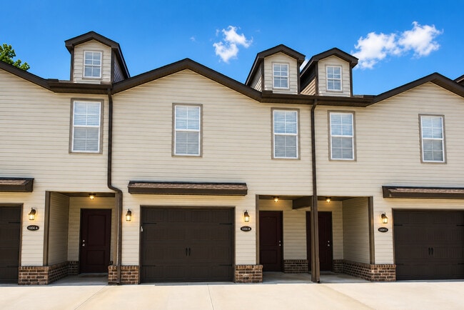 Building Photo - Haden Holly Station Duplexes & Townhomes