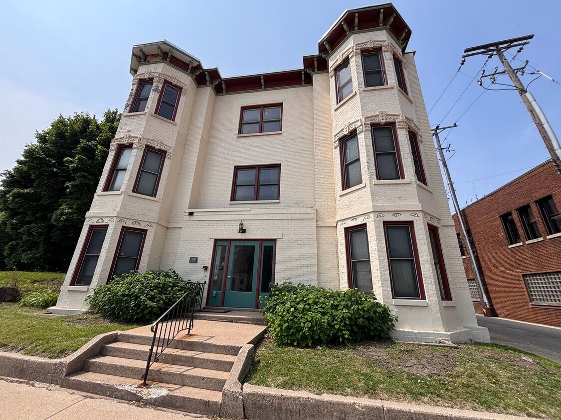 Foto principal - 417 Walnut St