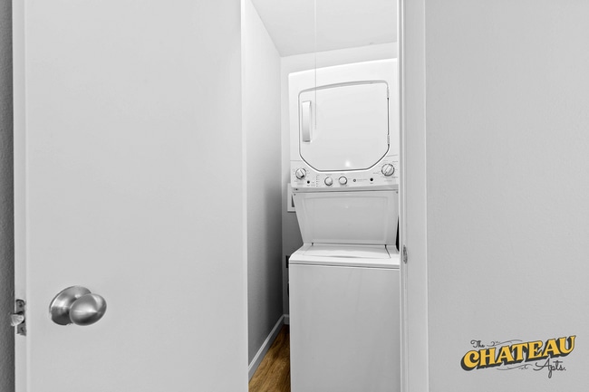 Laundry - Chateau Apartments