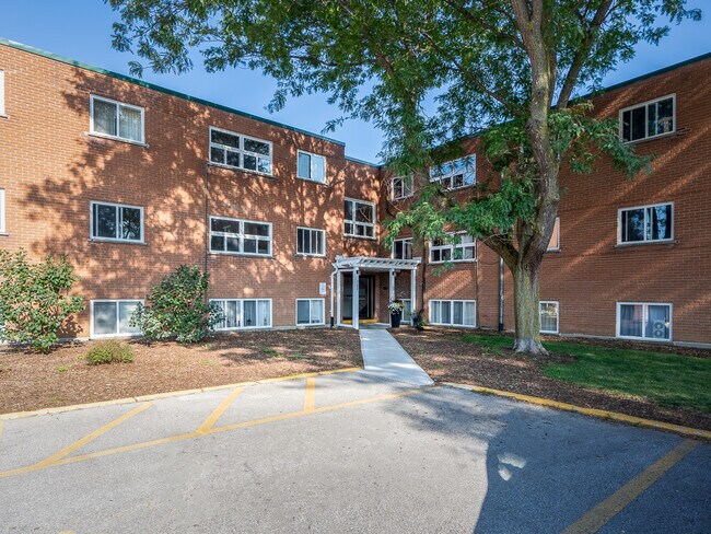 Photo du bâtiment - Somerset Place Apartments - Port Elgin