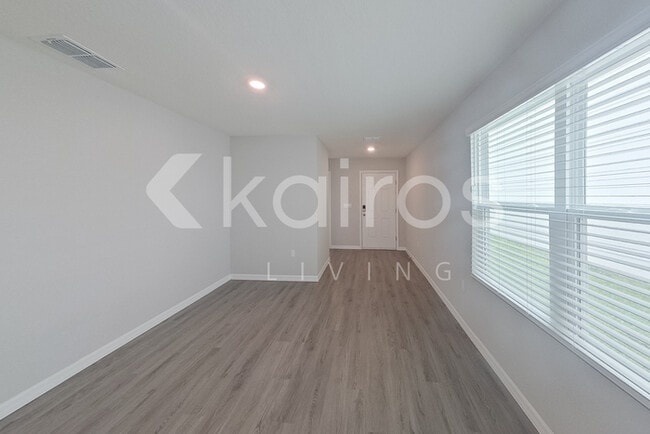Building Photo - 8583 SW 43rd Ter