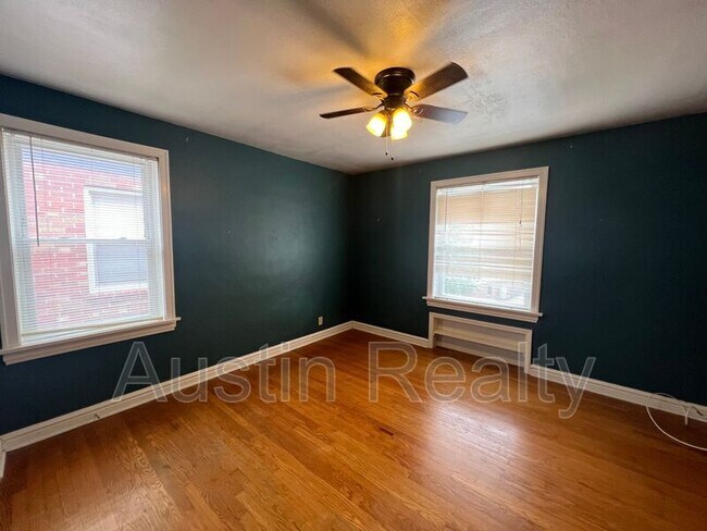 Foto del edificio - 5834 Nottingham Ave
