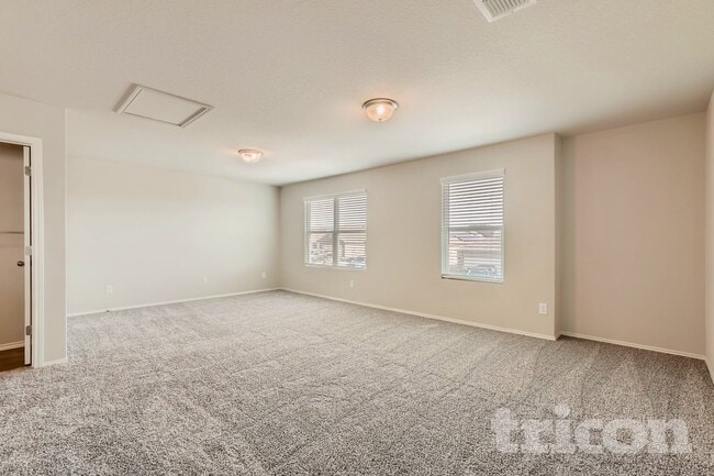 Foto del edificio - 13043 Heathers Elm