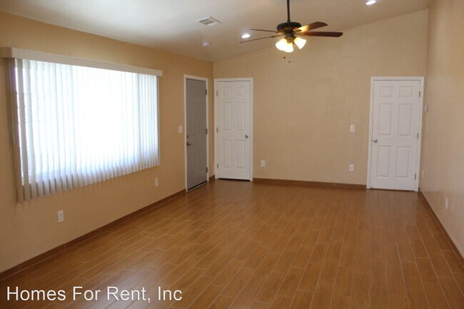 Foto del edificio - 4 br, 3 bath House - 472 N. Villa St