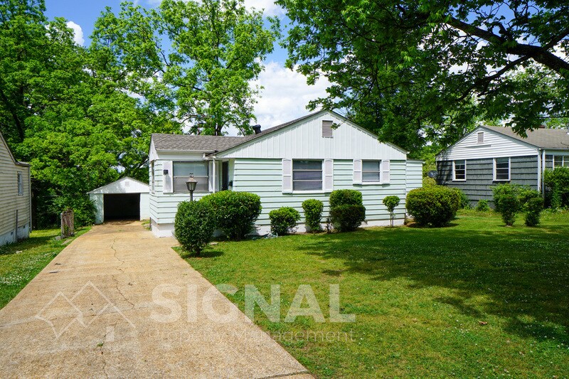 Primary Photo - 1306 33rd St Ens
