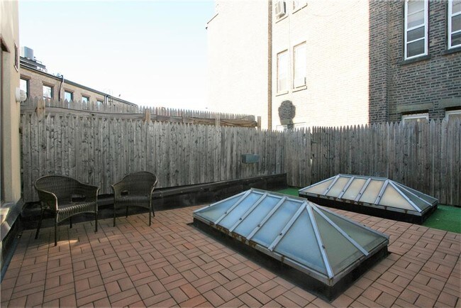 Building Photo - 477 Bergen Street