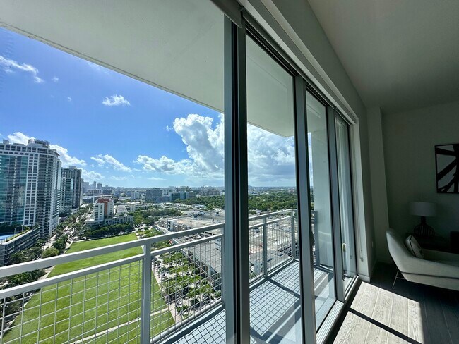 Foto del edificio - 46 NW 35th St