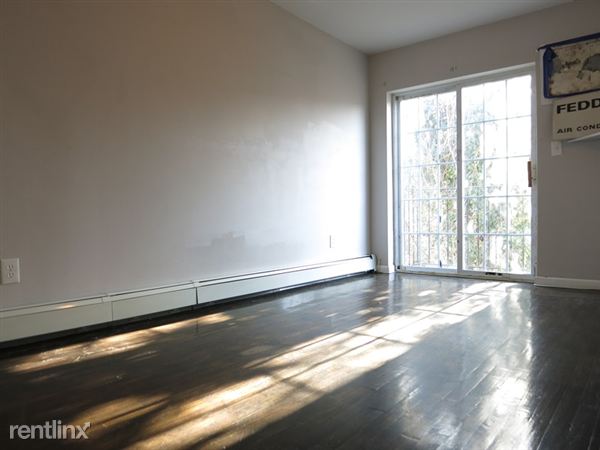 Foto del edificio - 972 Myrtle Ave