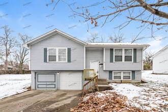 Building Photo - 1923 Jackson Ave