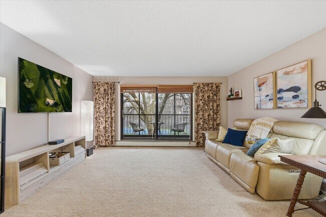 Foto del edificio - 10451 Greenbrier Rd